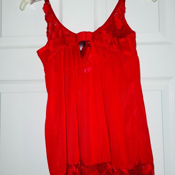 Lingerie - Picture 9 of 11